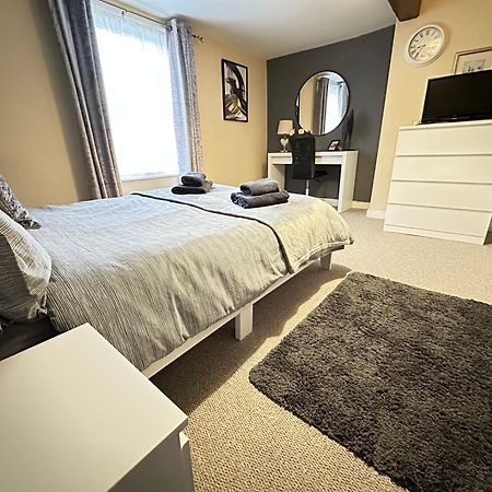 Llanidloes Townhouse-Pet-Friendly-Sleeps 6-Mid Wales Apartamento Exterior foto