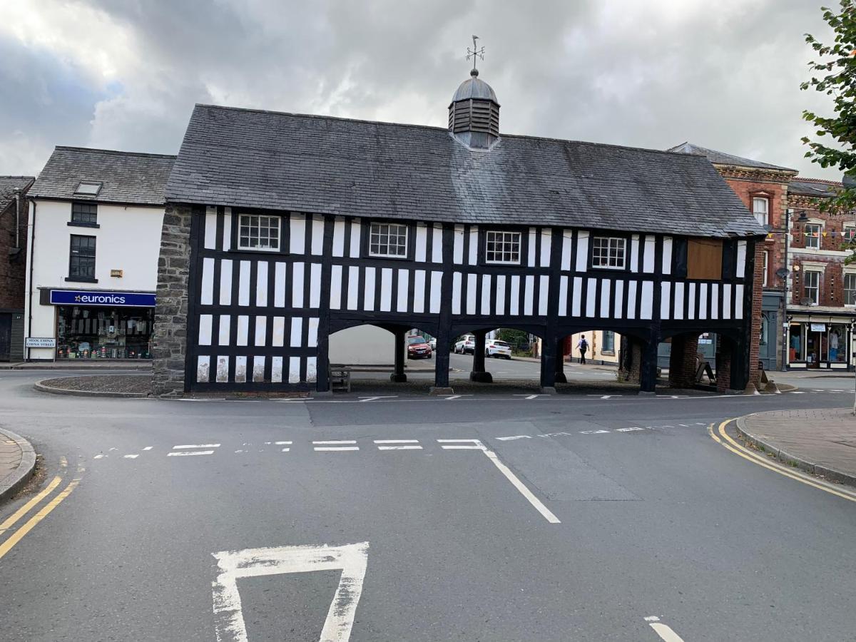 Llanidloes Townhouse-Pet-Friendly-Sleeps 6-Mid Wales Apartamento Exterior foto