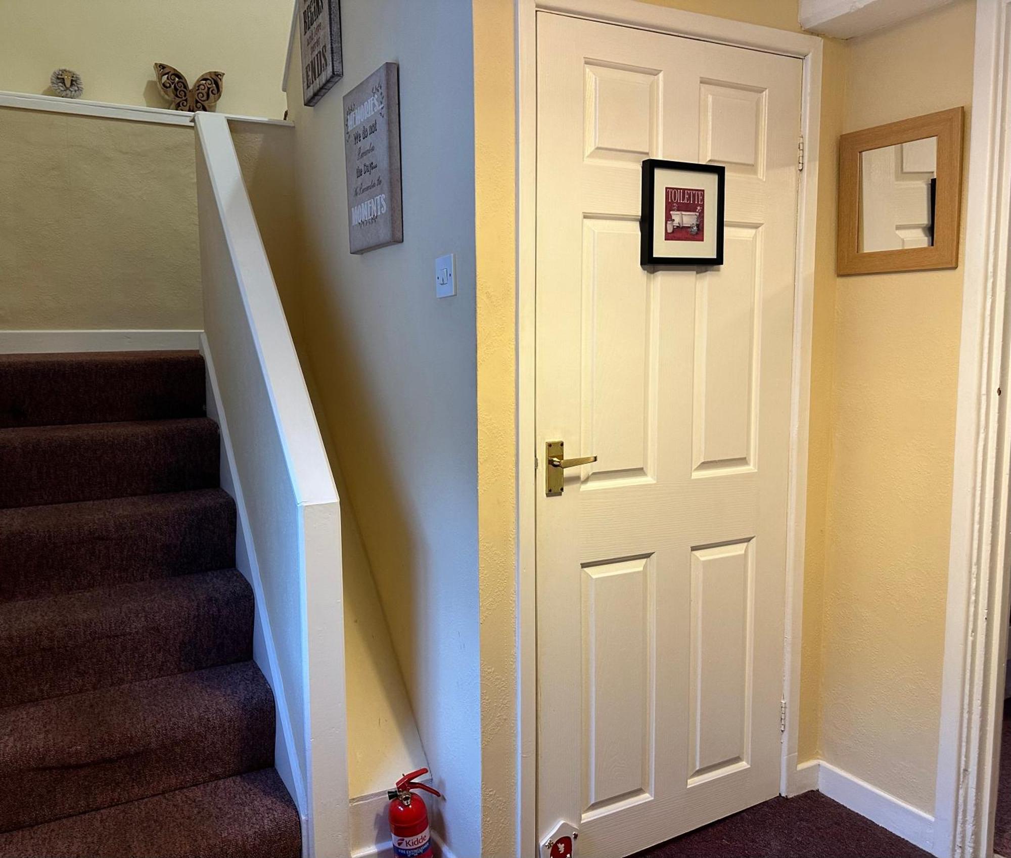 Llanidloes Townhouse-Pet-Friendly-Sleeps 6-Mid Wales Apartamento Exterior foto
